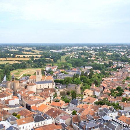 Petite Maison Medievale Parthenay Eksteriør bilde