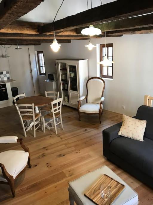 Petite Maison Medievale Parthenay Eksteriør bilde