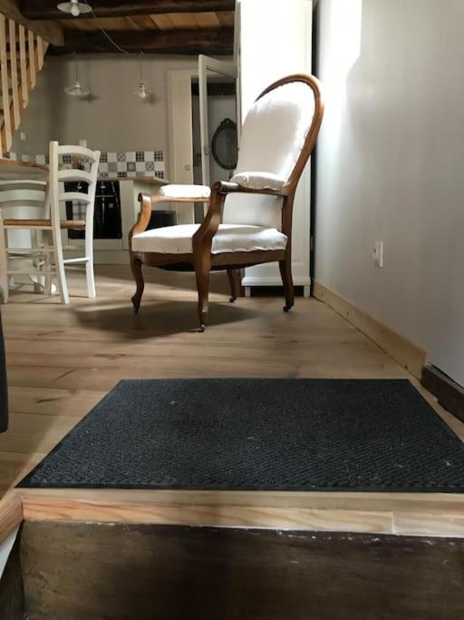 Petite Maison Medievale Parthenay Eksteriør bilde