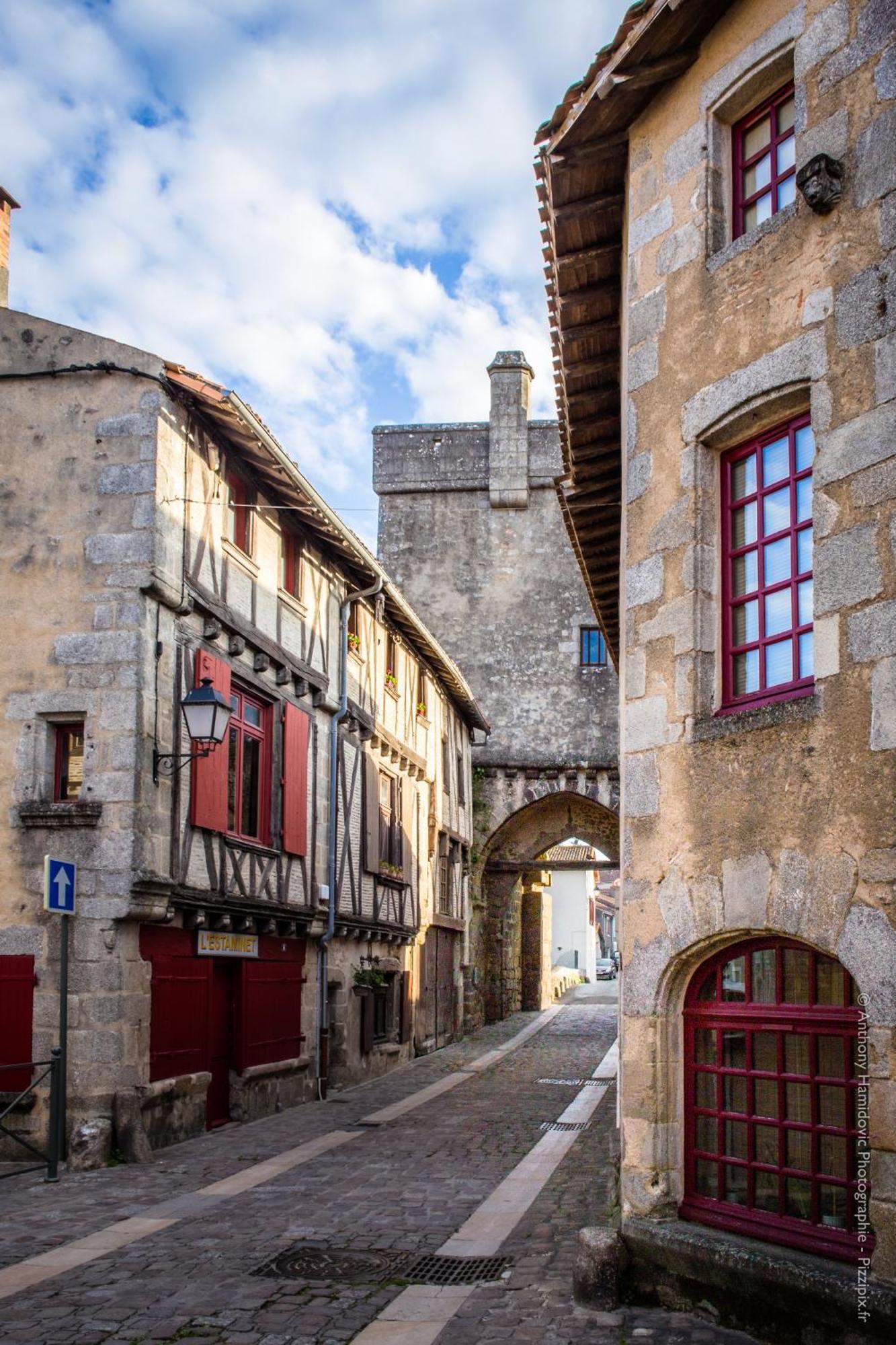 Petite Maison Medievale Parthenay Eksteriør bilde